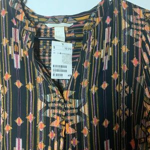 H&M dark geometric blouse